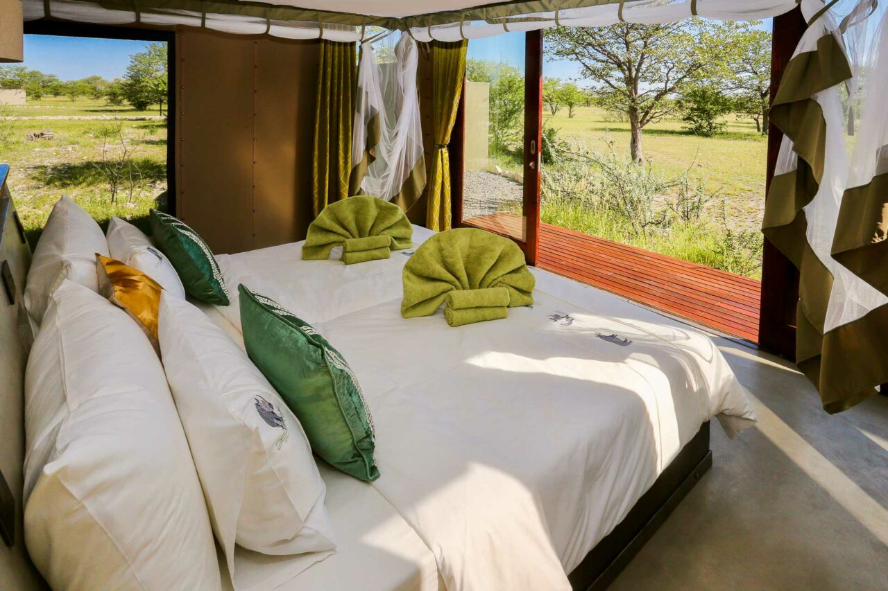 ein Zimmer der Etosha Oberland Lodge in Namibia